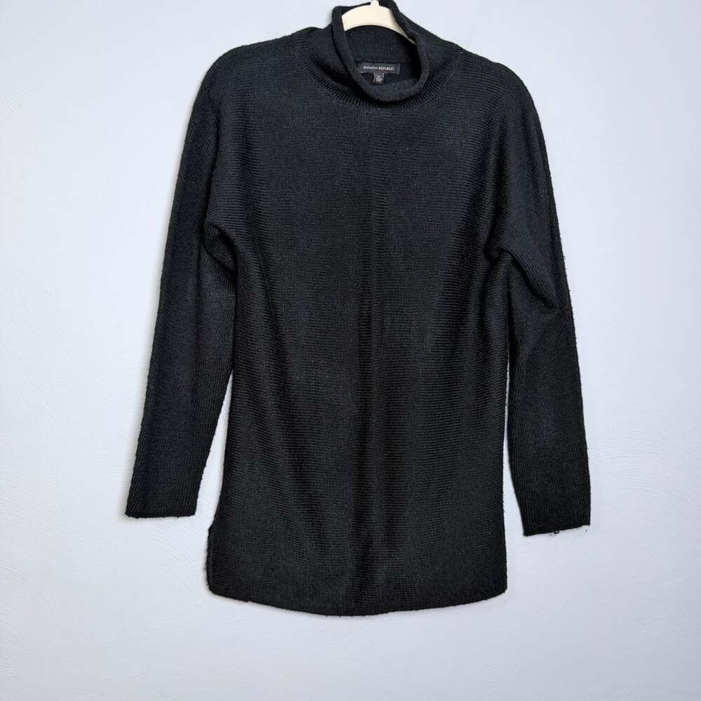 Banana Republic Turtleneck Sweater Size M Black Cotton Blend